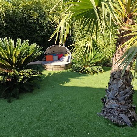 Haut De Villa A 700 Metres De La Plage, Totalement Independant Et Accessible Par Un Escalier Exterieur Sainte-Maxime Zewnętrze zdjęcie